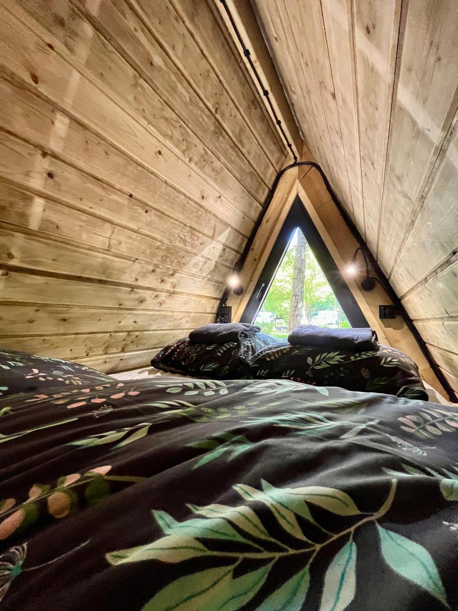 Отель Metropolis Campglamping Сопот Экстерьер фото